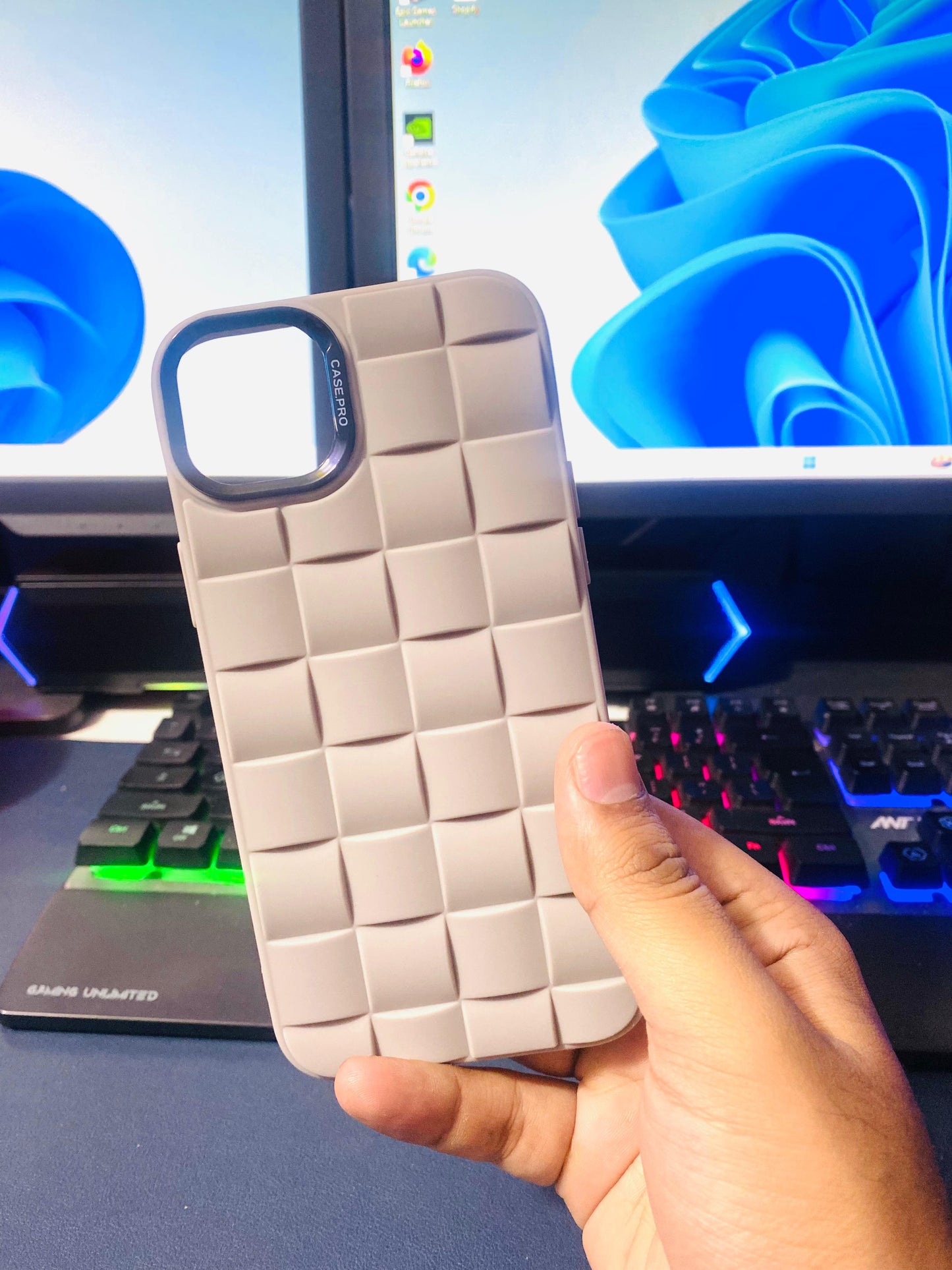 Anti-Shock Puffer iPhone Cover